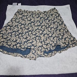 Express Blue and Cream Floral Women's Skorts